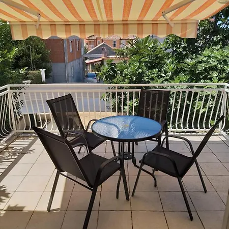 Apartment Ana