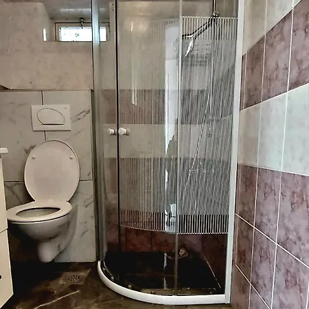 Ana Apartment *