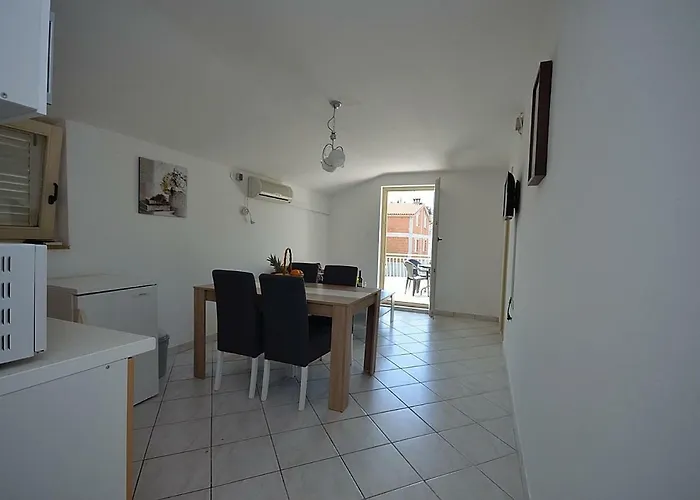 Ana Appartement Tribalj